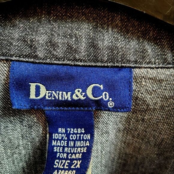 Women's Black Denim Jacket Size 2X.  W2 - Picture 2 of 3